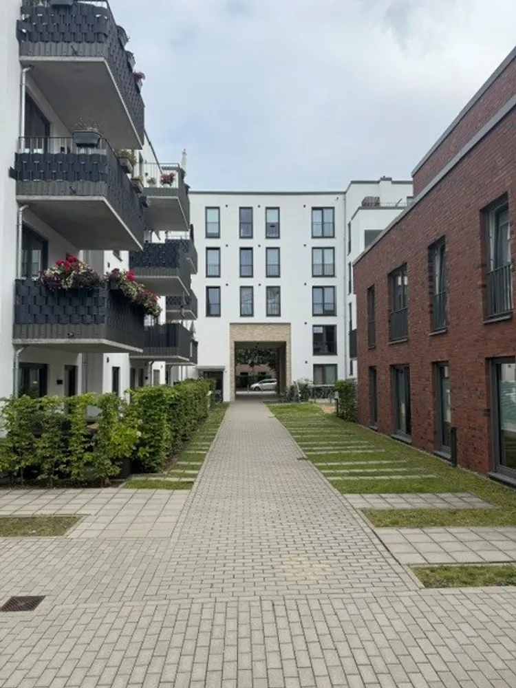 4 Zimmer Wohnung mit 108 m² in Ahrensburg – Bild 1