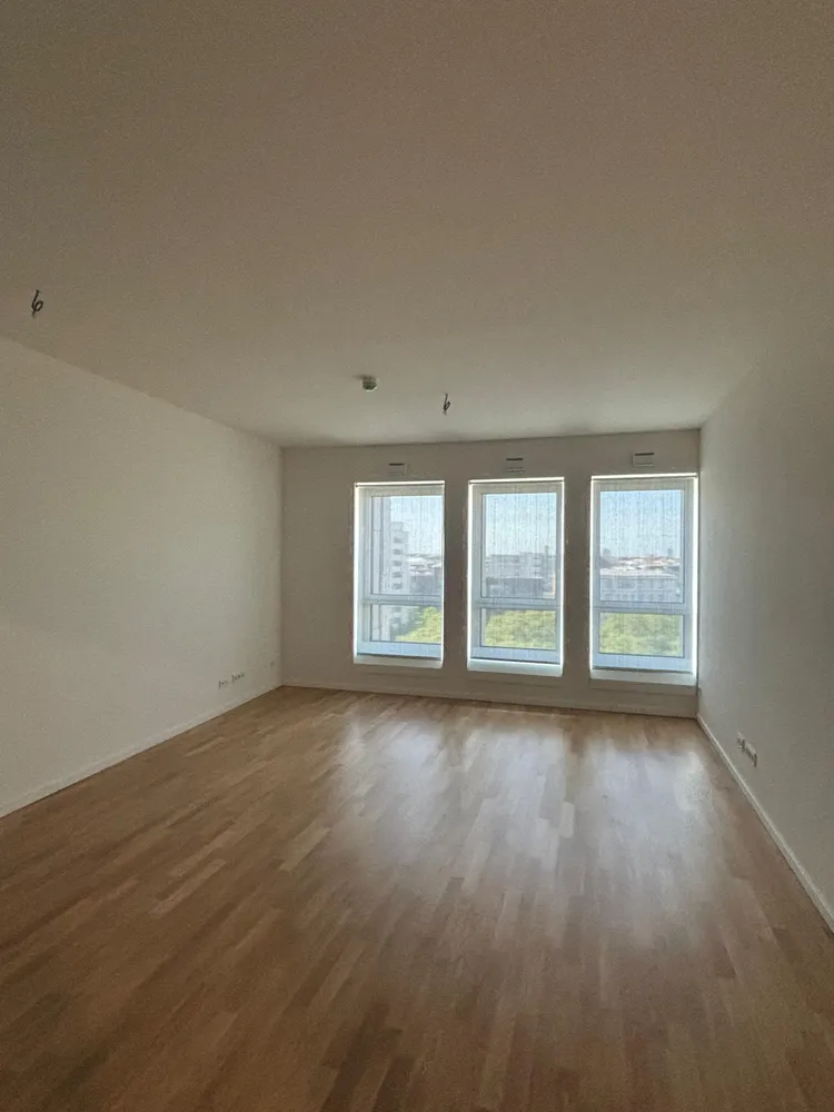 2 Zimmer Wohnung mit 69 m² in Berlin – Bild 1