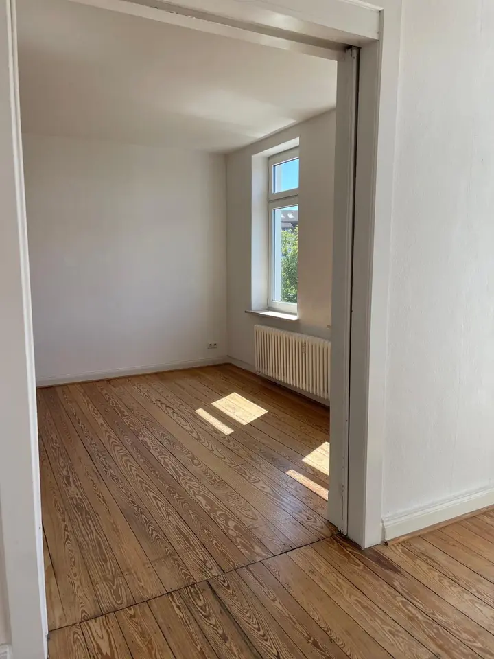 4 Zimmer Wohnung mit 95 m² in Kiel – Bild 2