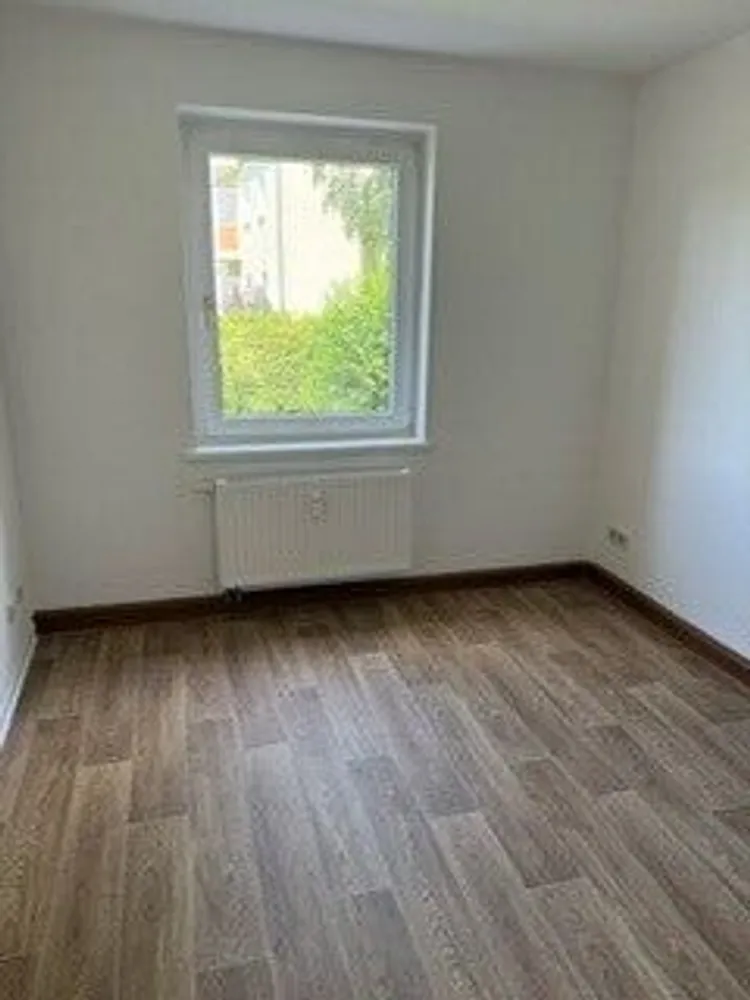 2 Zimmer Wohnung mit 43 m² in Magdeburg – Bild 2