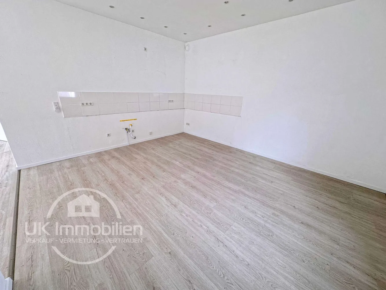 4 room apartment with 100 m² in Hofheim am Taunus – Photo 3