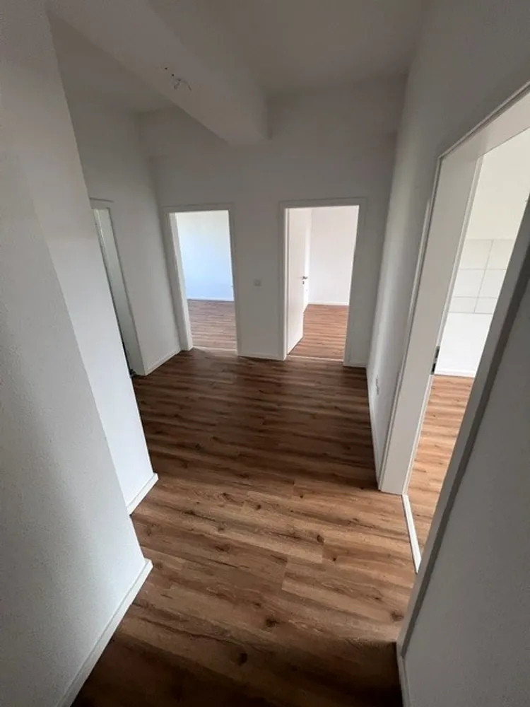 4 Zimmer Wohnung mit 79 m² in Essen – Bild 2