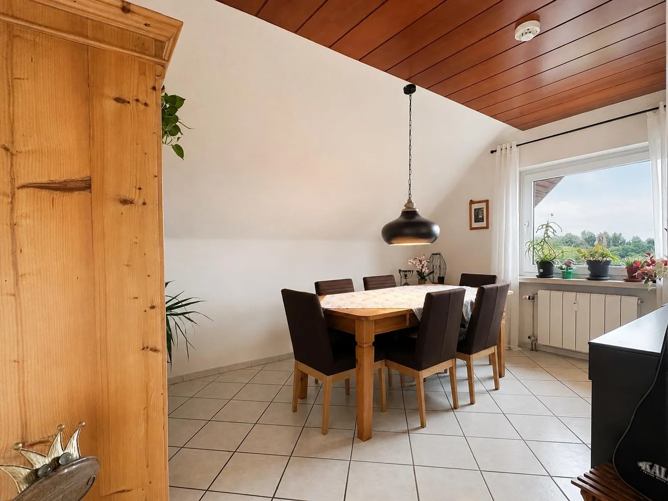 4 Zimmer Wohnung mit 100 m² in Hürth – Bild 2