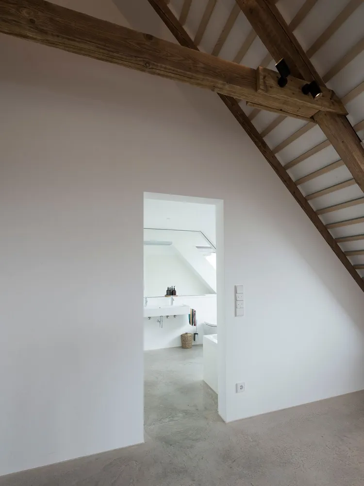 3 Zimmer Wohnung mit 140 m² in München – Bild 9