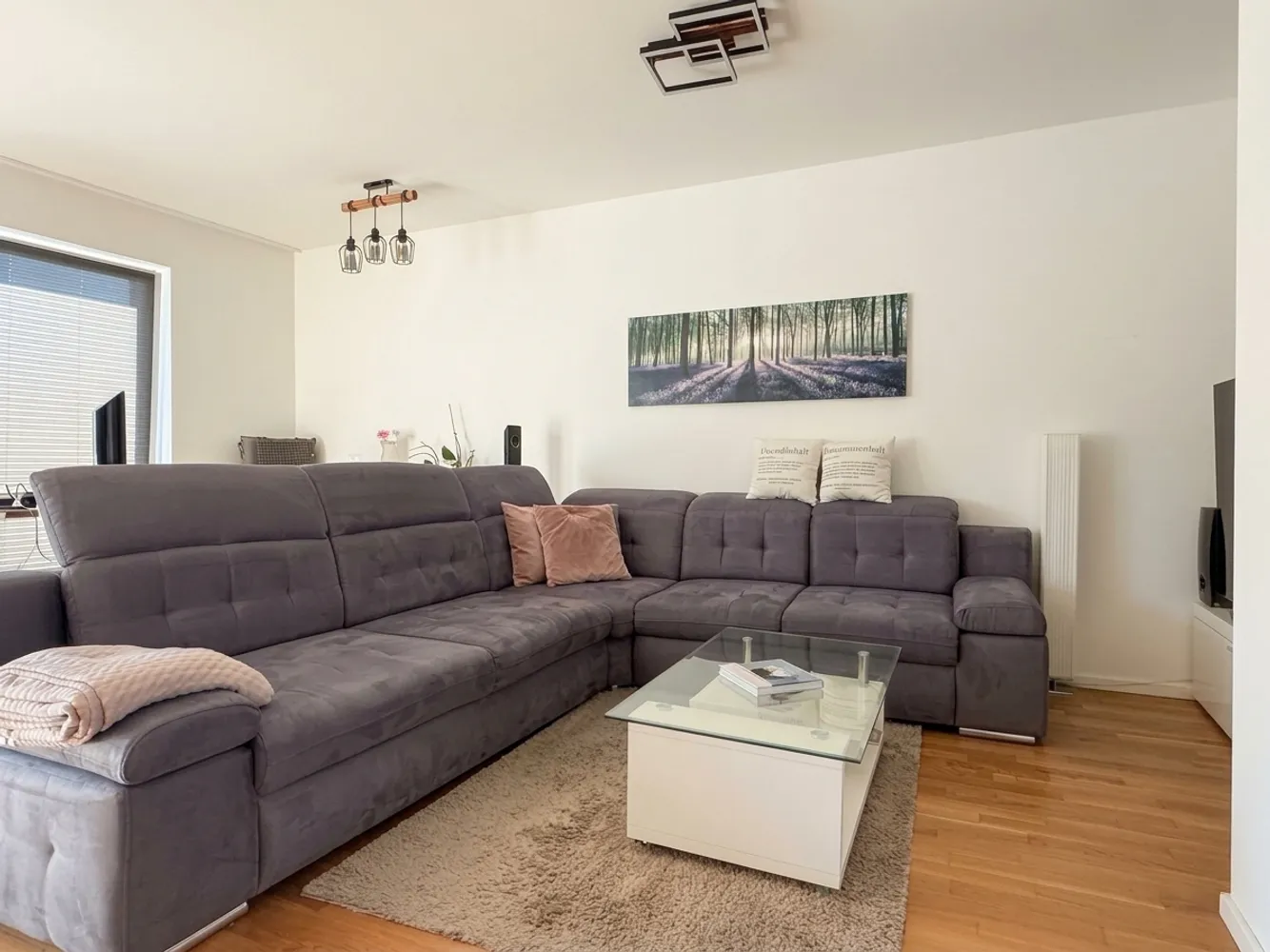 4 Zimmer Wohnung mit 85 m² in Hamburg – Bild 2