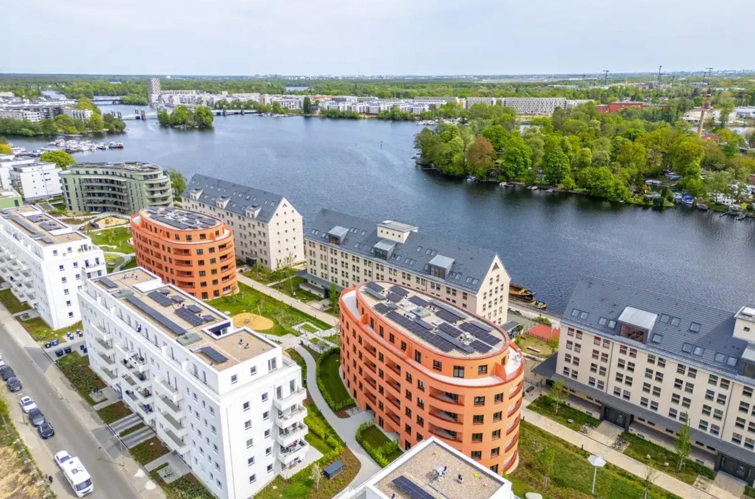 3 Zimmer Wohnung mit 99 m² in Berlin – Bild 1