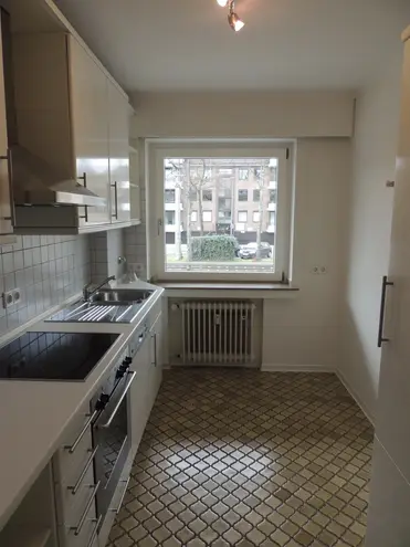 3 Zimmer Wohnung mit 85 m² in Köln – Bild 2