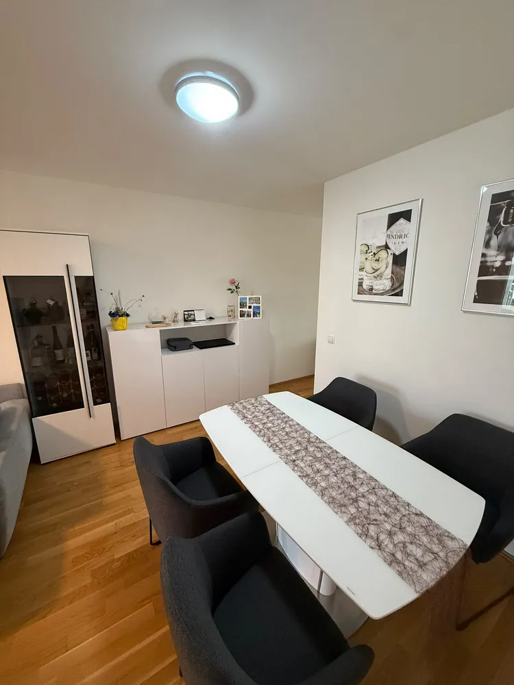 4 Zimmer Wohnung mit 84 m² in München – Bild 3
