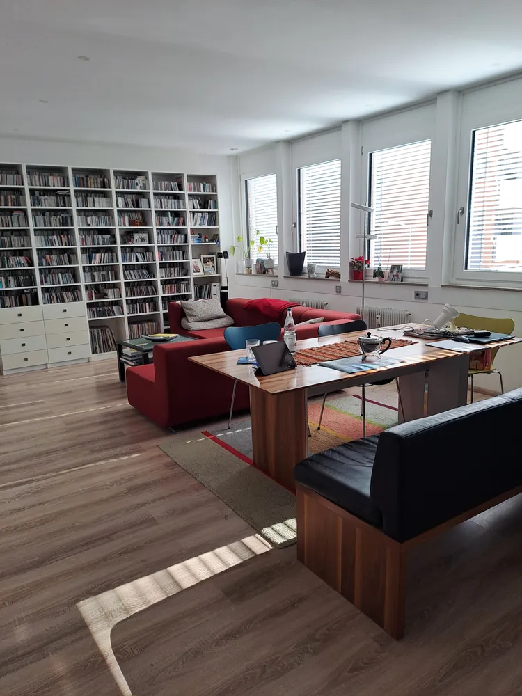 5 Zimmer Wohnung mit 130 m² in Nürnberg – Bild 1