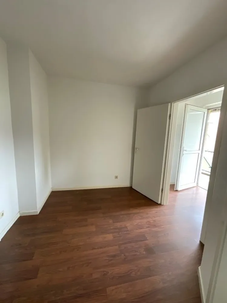 2 room apartment with 66 m² in Duisburg – Photo 2