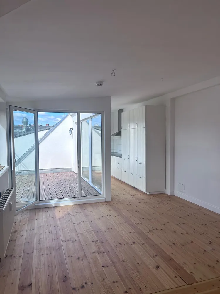 3 Zimmer Wohnung mit 85 m² in Berlin – Bild 2