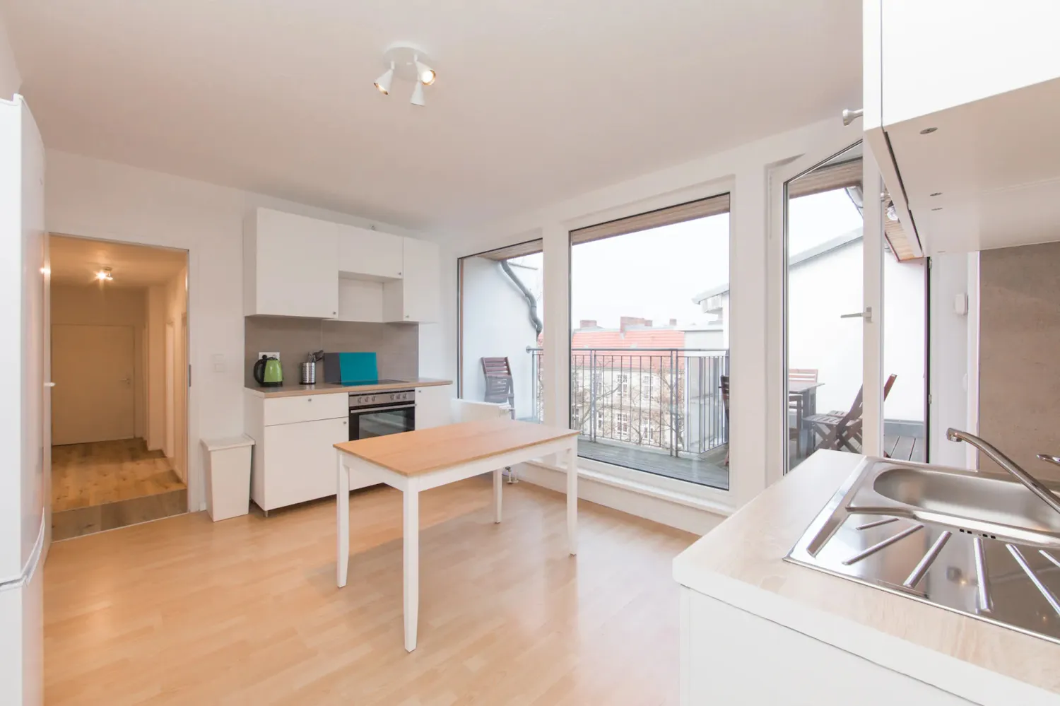 Shared room with 11 m² in Berlin – Photo 4