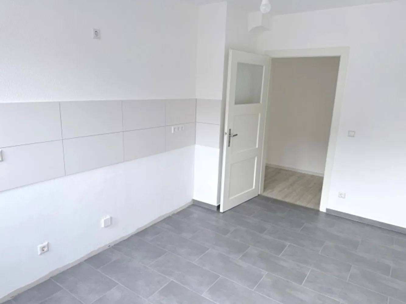 2 Zimmer Wohnung mit 76 m² in Karlsruhe – Bild 5