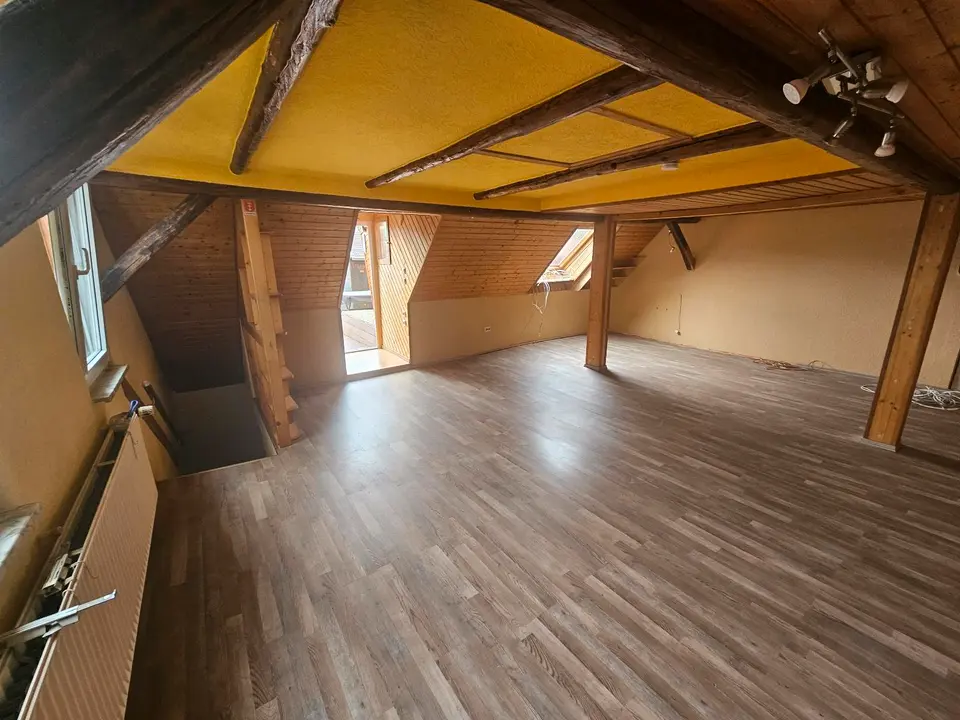 3 Zimmer Wohnung mit 105 m² in Eschwege – Bild 1