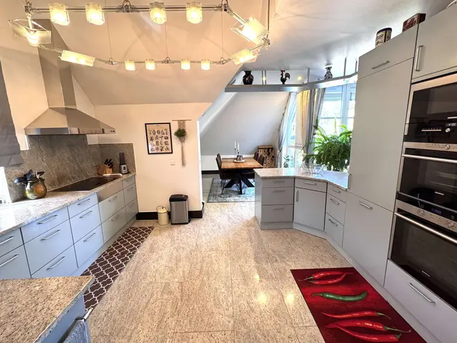 5 Zimmer Wohnung mit 170 m² in Wiesbaden – Bild 9