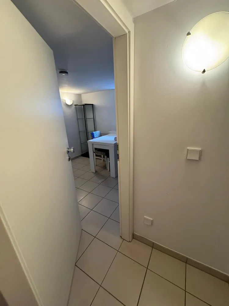 2 Zimmer Wohnung mit 60 m² in Frankfurt am Main – Bild 11