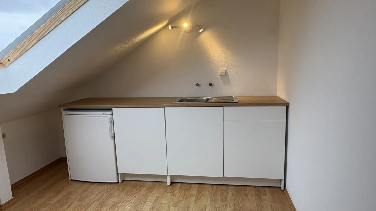 2 Zimmer Wohnung mit 22 m² in Ettlingen – Bild 4