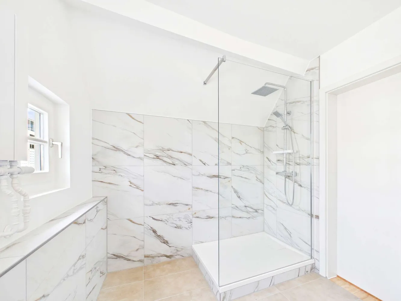 5 Zimmer Wohnung mit 176 m² in Stuttgart – Bild 7