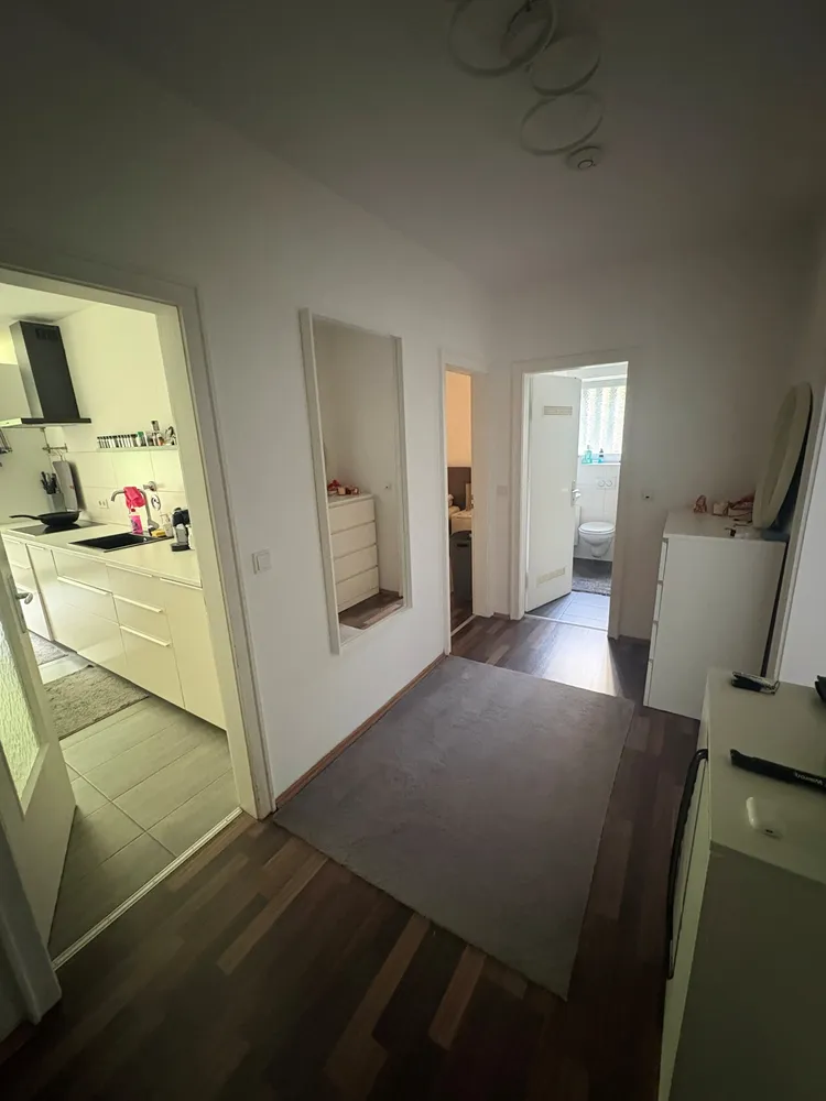 2 Zimmer Wohnung mit 60 m² in Wiesbaden – Bild 2