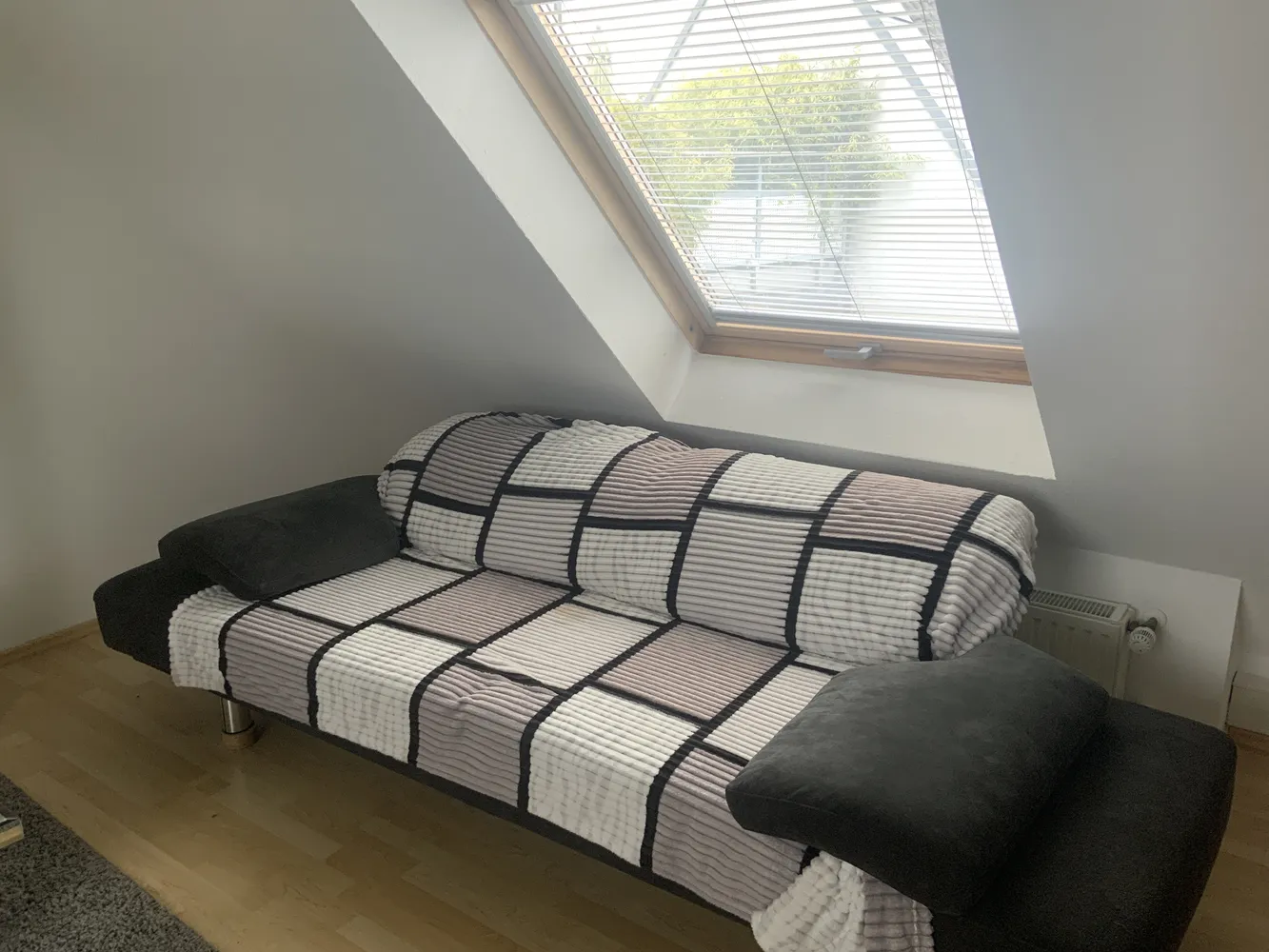 2 Zimmer Wohnung mit 80 m² in Düsseldorf – Bild 11