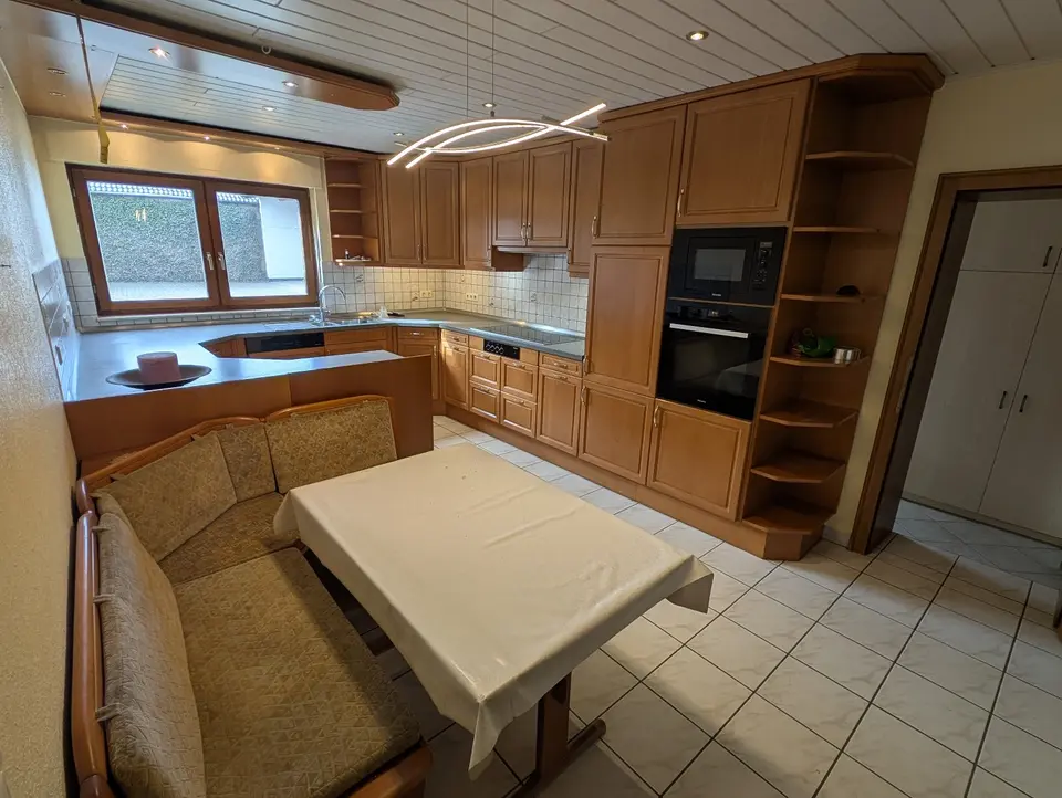 6 Zimmer Haus mit 203 m² in Düren – Bild 2