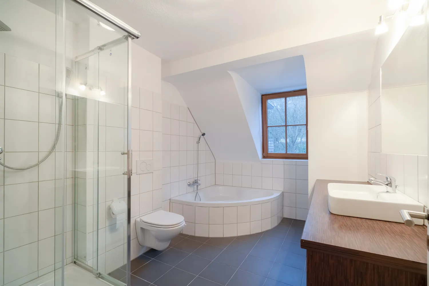5 Zimmer Wohnung mit 135 m² in Baden-Baden – Bild 4
