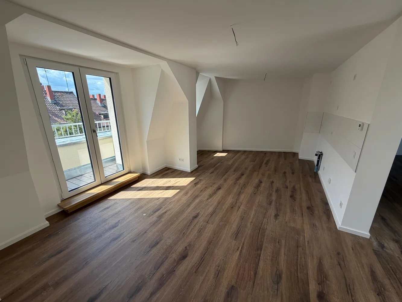 4 Zimmer Wohnung mit 123 m² in Halle (Saale) – Bild 1