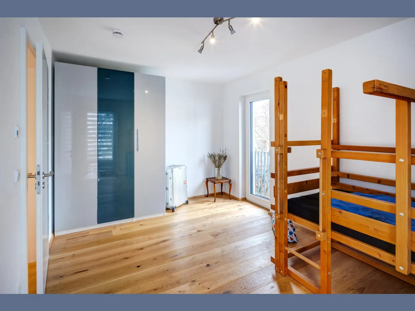 5 Zimmer Haus mit 120 m² in München – Bild 9