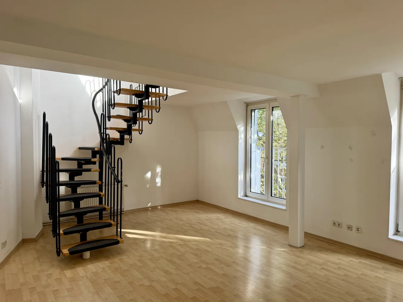 2 Zimmer Wohnung mit 62 m² in Düsseldorf – Bild 1