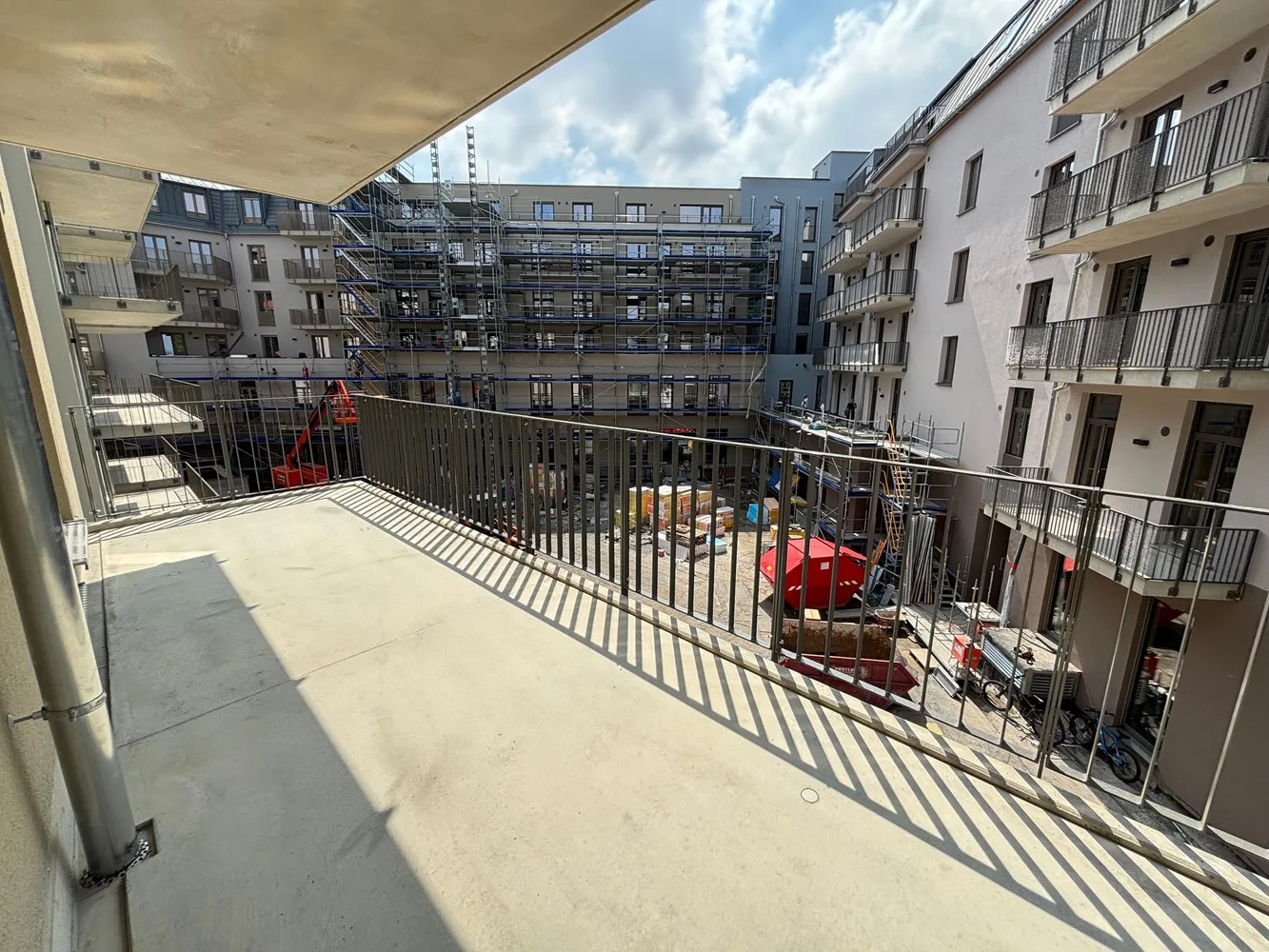 4 Zimmer Wohnung mit 99 m² in Dresden – Bild 12