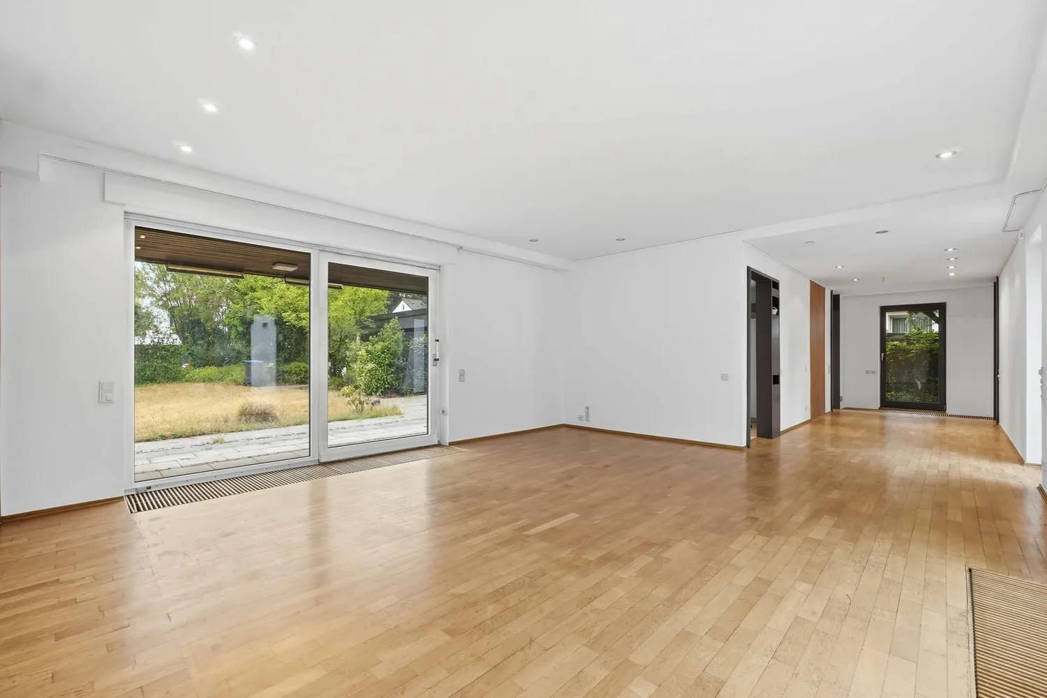8 Zimmer Haus mit 230 m² in Bergisch Gladbach – Bild 9
