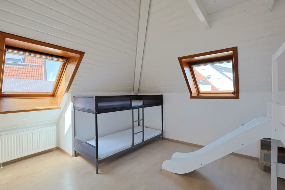 5 Zimmer Wohnung mit 109 m² in Böblingen – Bild 6