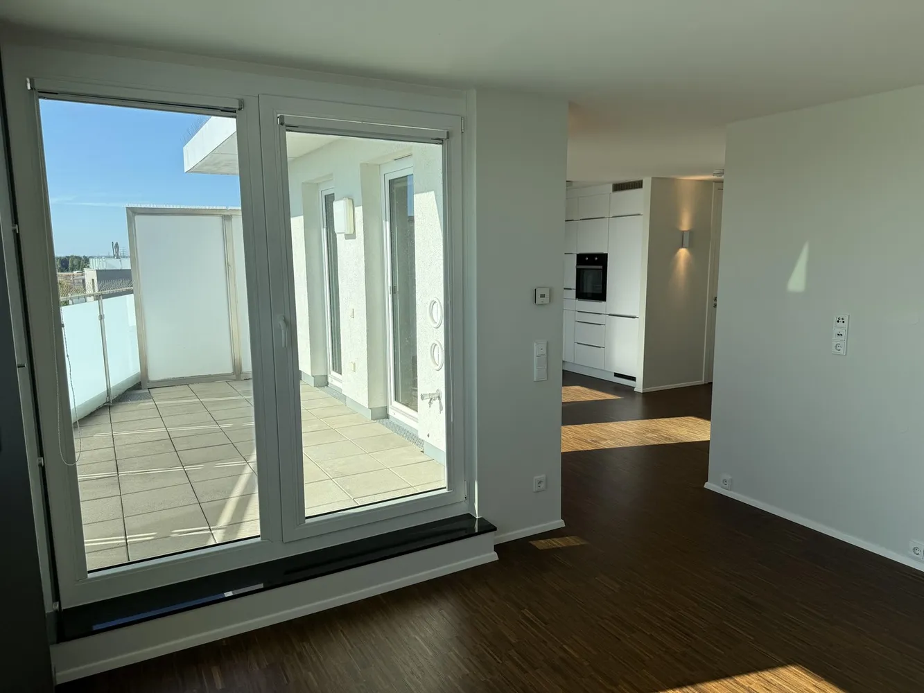 3 Zimmer Wohnung mit 79 m² in Frankfurt am Main – Bild 2