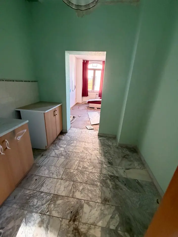 14 Zimmer Haus mit 240 m² in Zwickau – Bild 3