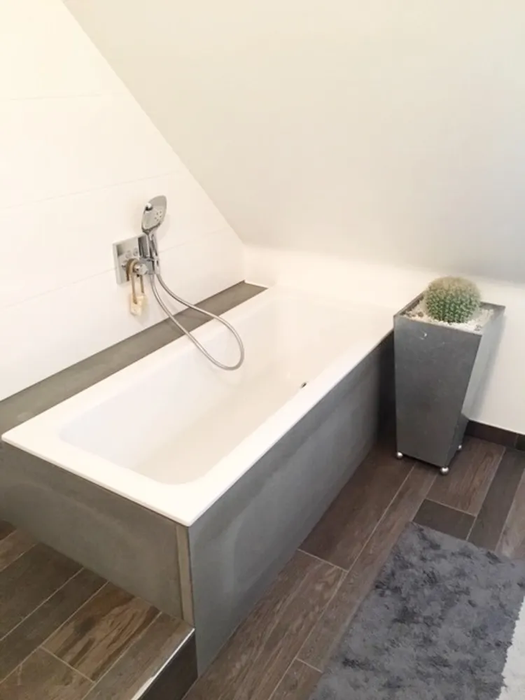 4 Zimmer Wohnung mit 100 m² in Wiesbaden – Bild 7
