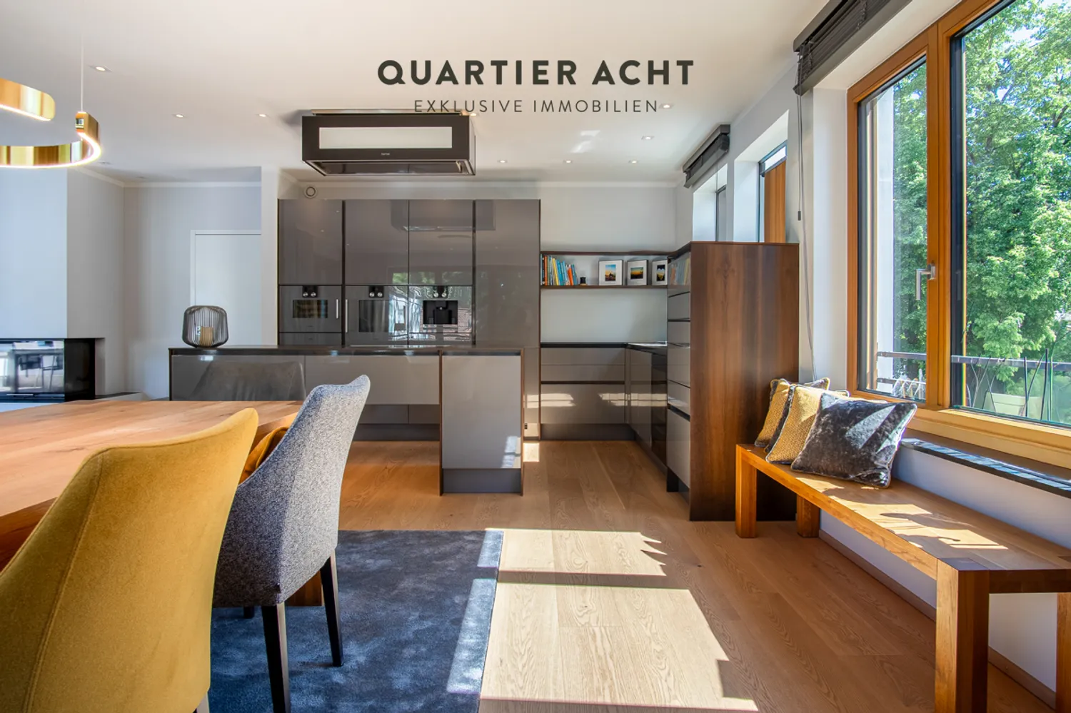 5 Zimmer Wohnung mit 192 m² in München – Bild 2