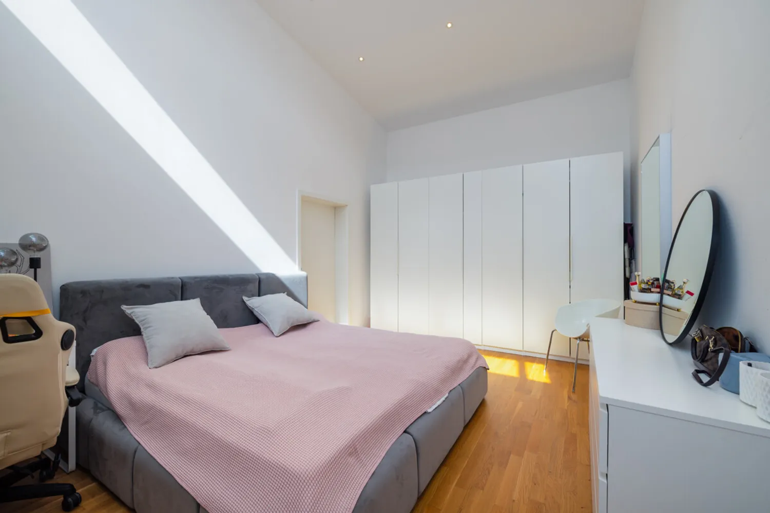 2 Zimmer Wohnung mit 82 m² in Augsburg – Bild 6
