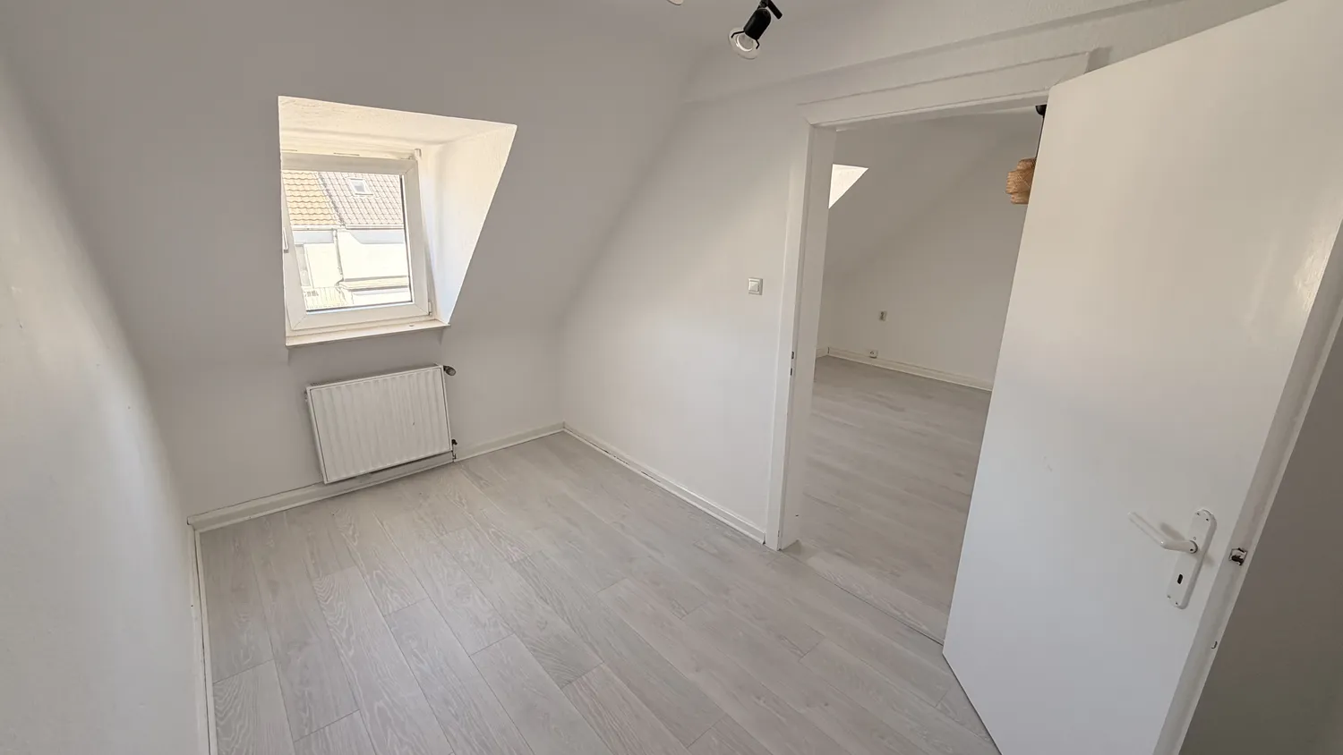 2 Zimmer Wohnung mit 35 m² in Krefeld – Bild 3