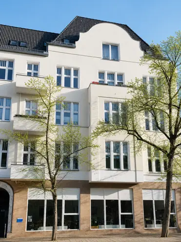 2 room apartment with 76 m² in Berlin – Photo 1