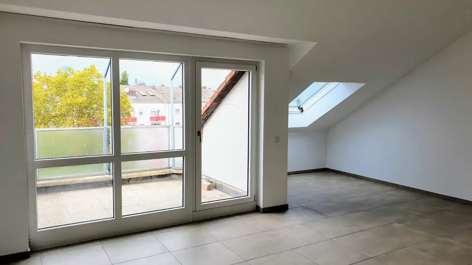 4 Zimmer Wohnung mit 113 m² in Offenbach – Bild 2