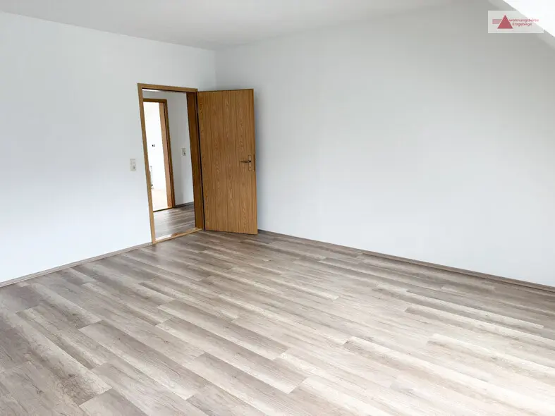 3 Zimmer Wohnung mit 74 m² in Annaberg-Buchholz – Bild 2