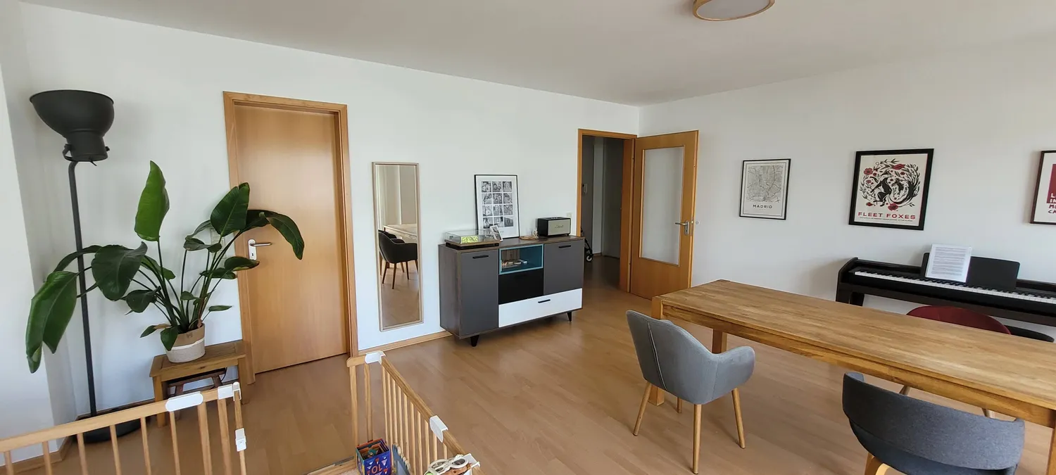 5 Zimmer Wohnung mit 150 m² in Düsseldorf – Bild 4