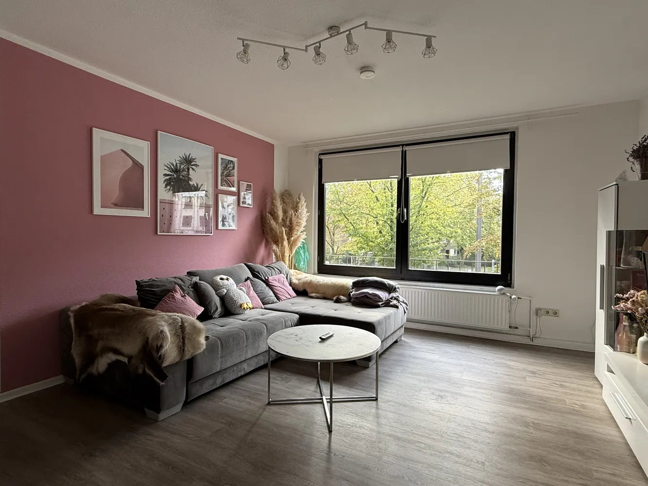 2 Zimmer Wohnung mit 70 m² in Krefeld – Bild 2