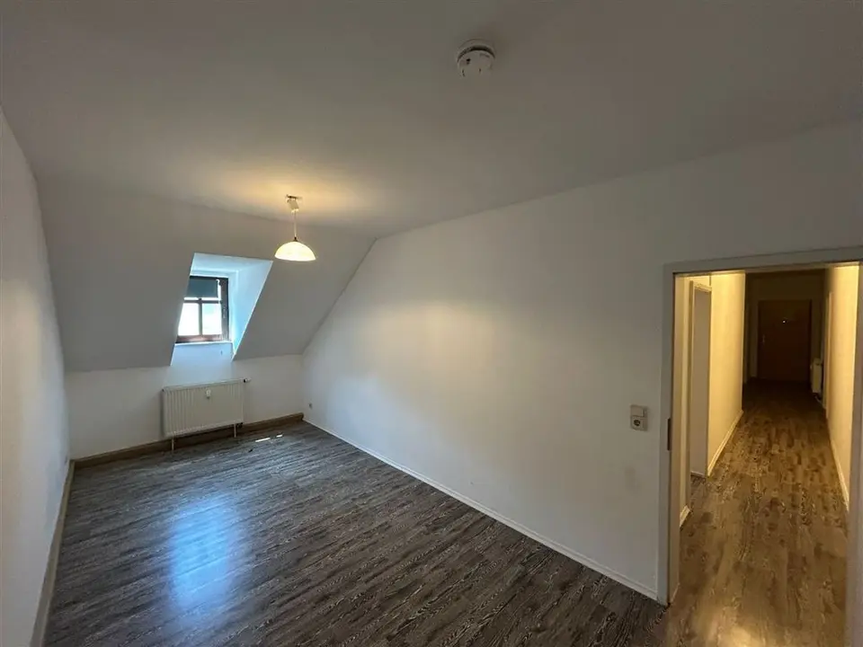 3 Zimmer Wohnung mit 86 m² in Zwickau – Bild 3