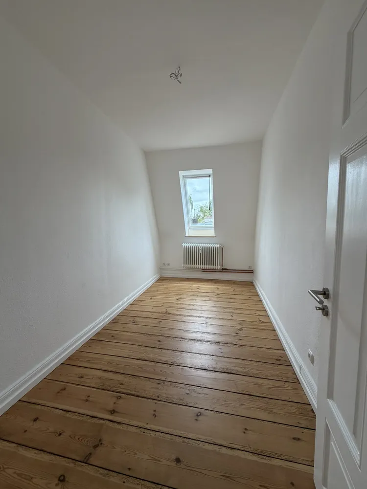 6 Zimmer Wohnung mit 180 m² in Hamburg – Bild 10