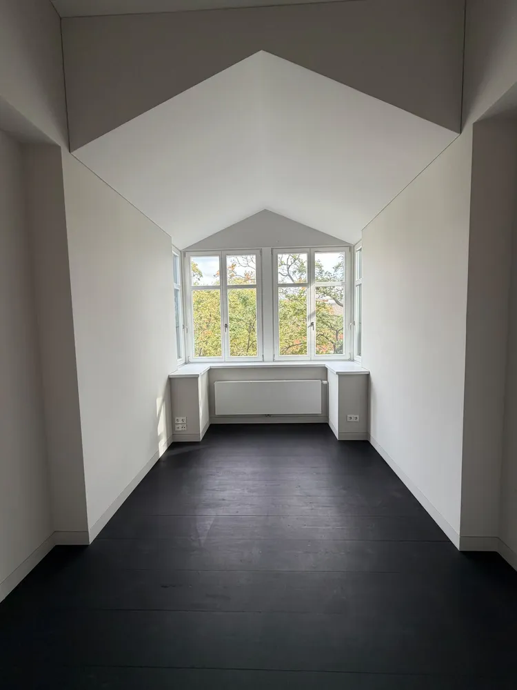 6 room apartment with 230 m² in Berlin – Photo 3