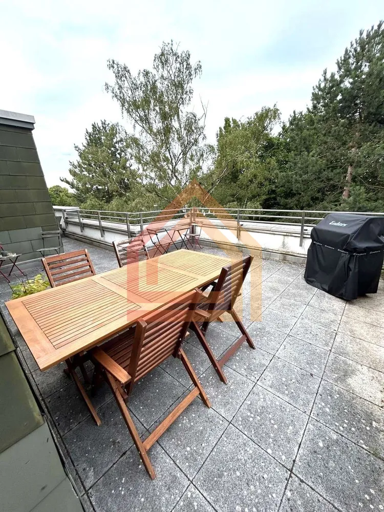 2 room apartment with 80 m² in Cologne – Photo 1