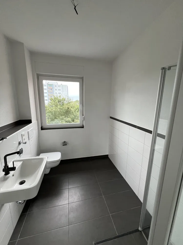 2 Zimmer Wohnung mit 75 m² in Grevenbroich – Bild 3