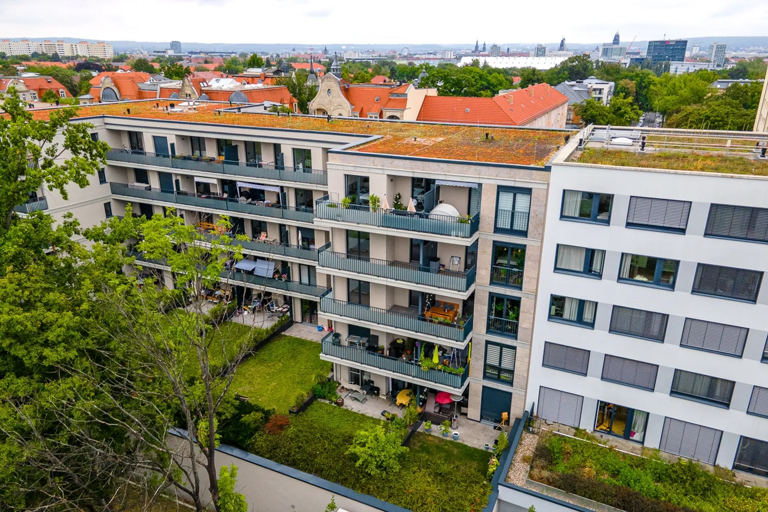 2 Zimmer Wohnung mit 60 m² in Dresden – Bild 1