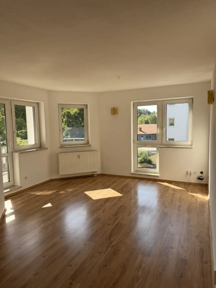 4 Zimmer Wohnung mit 89 m² in Halle (Saale) – Bild 4